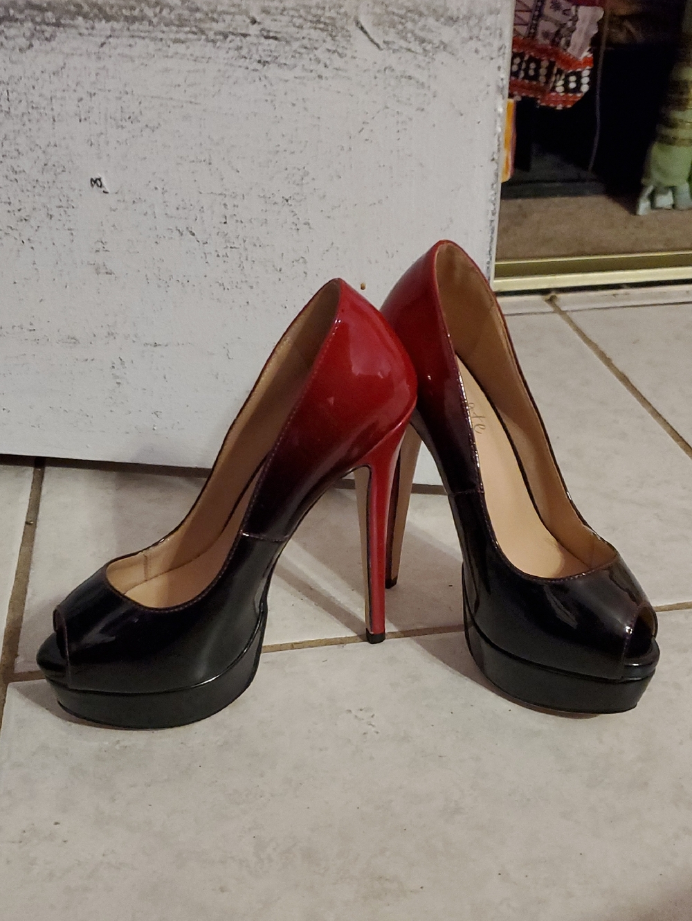 Women's Two-Tone Black and Red High Heel Peep-Toe Pumps. Brand New.